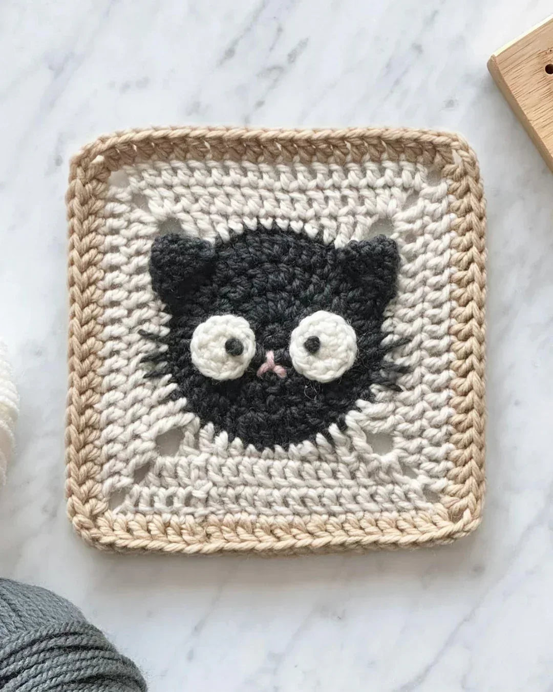 Animal Granny Squares - Crochet Patterns (incl. video)