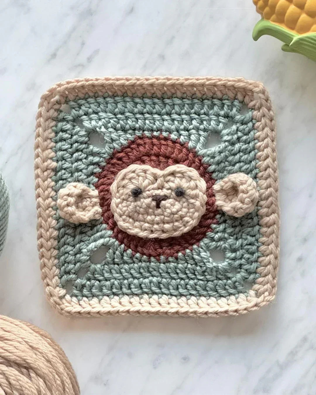 Animal Granny Squares - Crochet Patterns (incl. video)